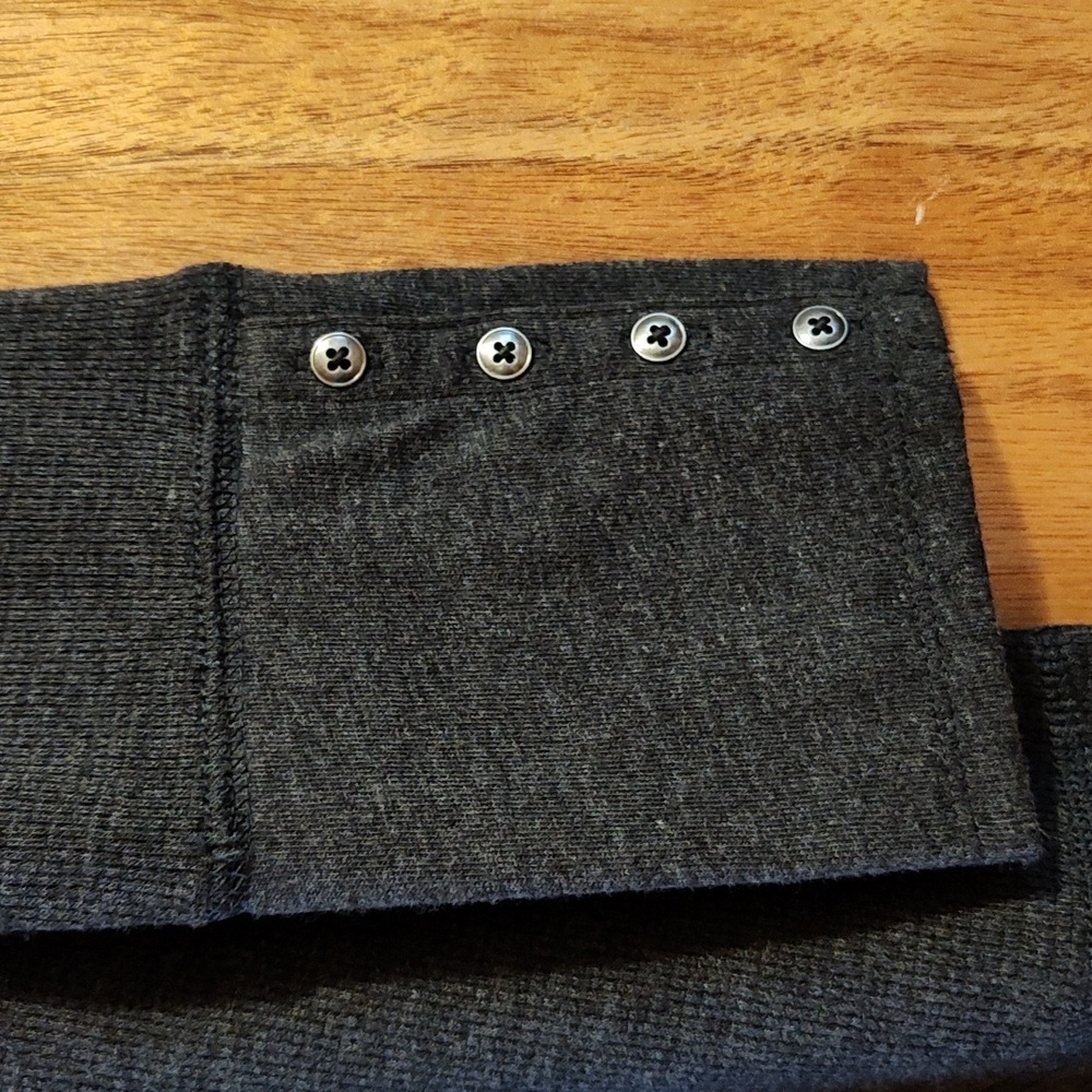 NWT J.Jill Waffle Knit Thermal Top Dark Charcoal Boat Neck Button Cuff Size LT - Picture 5 of 13